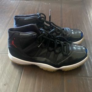 MEN JORDANS